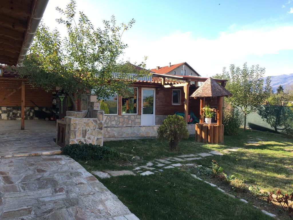 Triglav Edelweiss Guest House Pavel Banya Exterior photo
